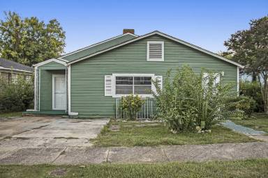 Main picture of 505 64th St