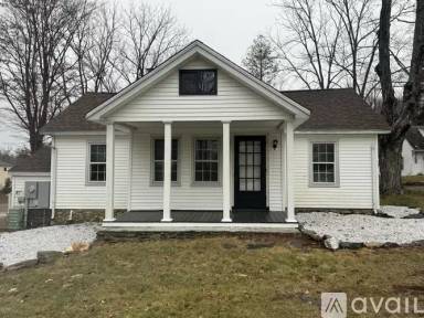 Main picture of 102 Newton Rd