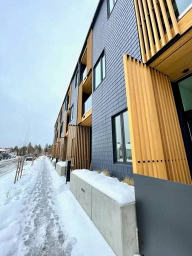 Main picture of 2745 NW Ordway Ave