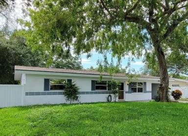 Main picture of 1590 Havana Dr