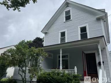 Main picture of 22 Fairview St