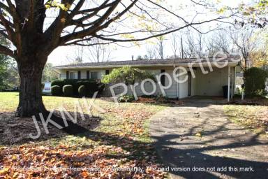 Main picture of 104 Upper Hillside Dr