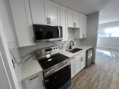Main picture of 8209 N 17th St