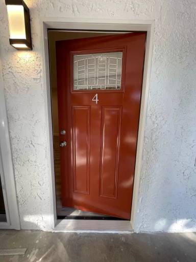 Main picture of 305 N Alhambra Ave