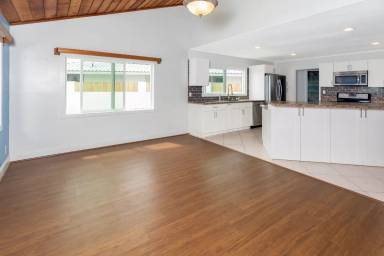 Main picture of 305 Kukuau Pl