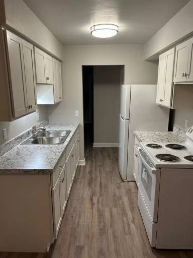 Main picture of Harrison House Apartments