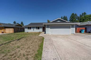 Main picture of 10812 NE 92nd Cir