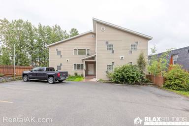 Main picture of 540 Eyak Dr