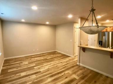 Main picture of 2727 SW Juniper Ave