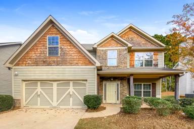 Main picture of 390 Cliffhaven Cir