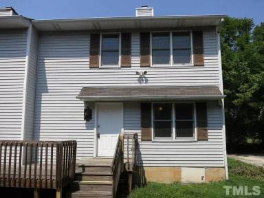 Main picture of 703A Edwards St