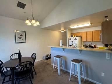 Main picture of 1202 Walnut Ave