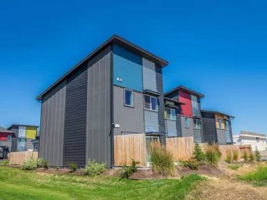 Main picture of 308 S Felts Ln