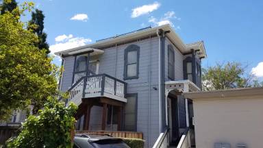 Main picture of 896 Emory St