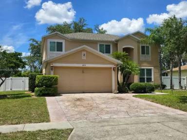 Main picture of 4513 Seafarer Way