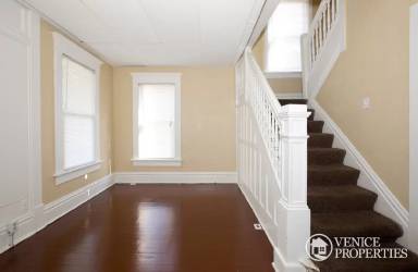 Main picture of 1637 N 4th St