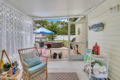 Main picture of 813 Bakers Ct
