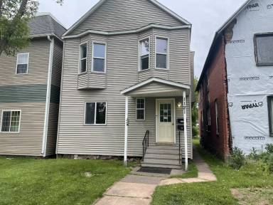 Main picture of 1121 Cumming Ave