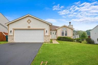 Main picture of 2708 W Lucia Ave