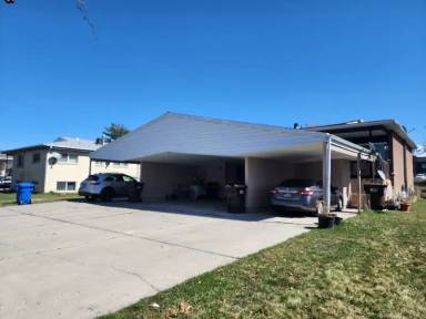 Main picture of 8317 S Wilson St