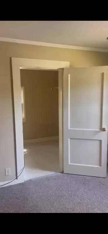 Main picture of 105 Harris Pl