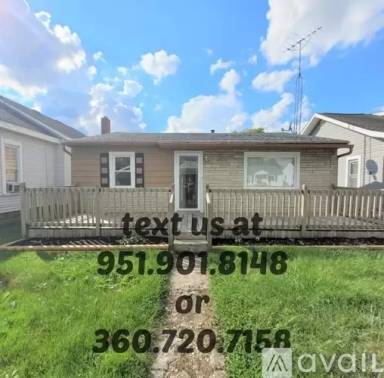 Main picture of 2005 S Pershing Dr