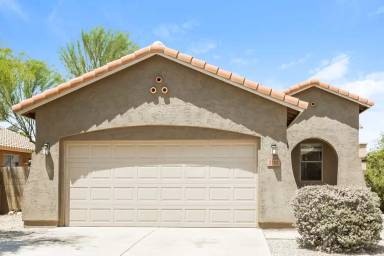 Main picture of 2202 W Gold Dust Ave