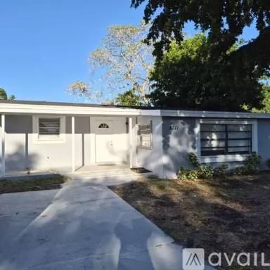 Main picture of 5311 NE 10th Ave