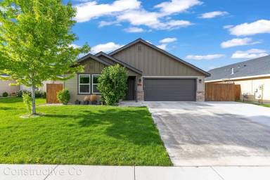 Main picture of 1210 E Whitbeck Dr