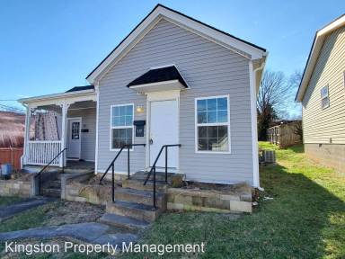 Main picture of 117 E 4th St