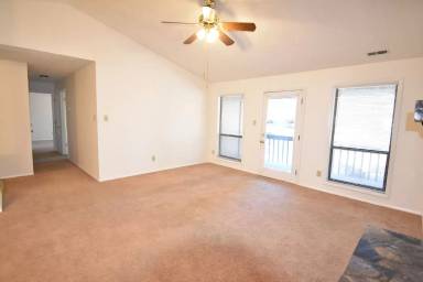 Main picture of 1886 Tryon Dr