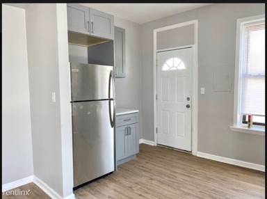 Main picture of 4716 N Kedzie Ave