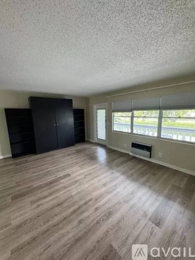 Main picture of 33 Ventnor B