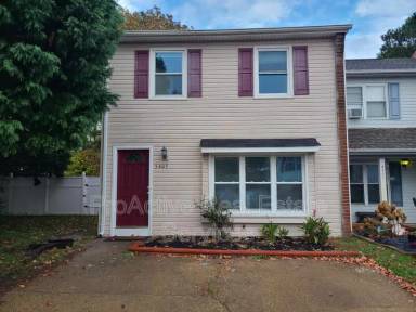 Main picture of 5405 Grand Lake Cres