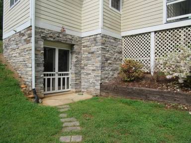 Main picture of 144 S Wayehutta Rd