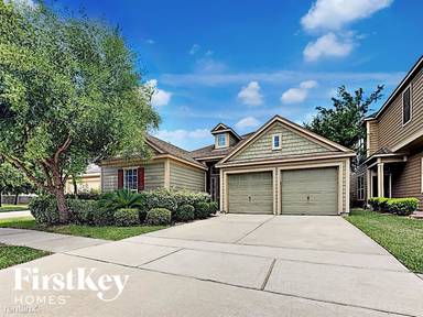 Main picture of 823 Sun Prairie Dr