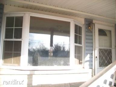 Main picture of 1068 S Thelma Ave