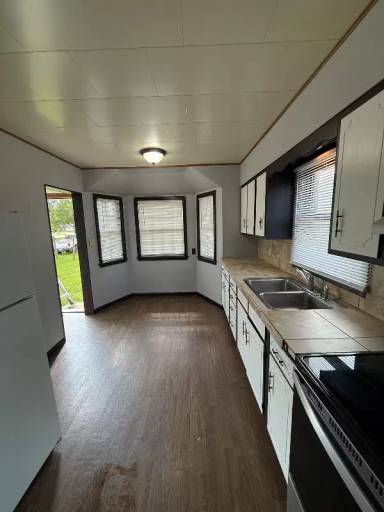 Main picture of 916 S 16th St