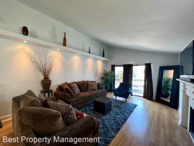 Main picture of 1621 Riverlake Rd