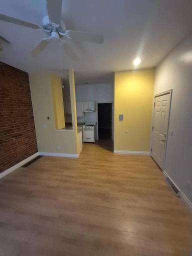 Main picture of 160 Park St