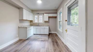 Main picture of 294 Madison Ave