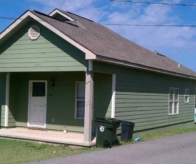 Main picture of 410 19th St E