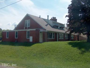 Main picture of 4647 N Brady St