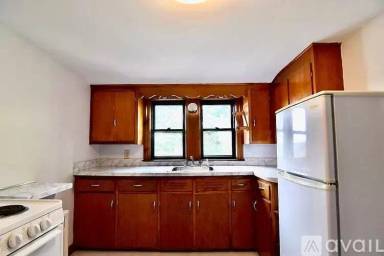 Main picture of 20 Hollis Ave