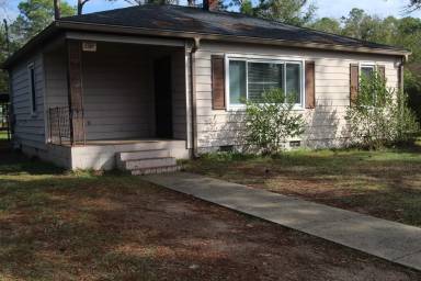 Main picture of 1707 W Lincoln Ave