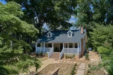 Main picture of 143 Broadway Ave