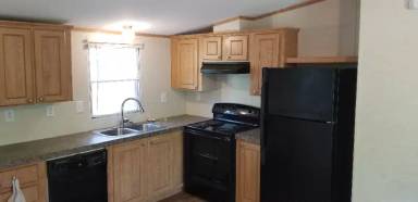 Main picture of 660 E Williams Rd