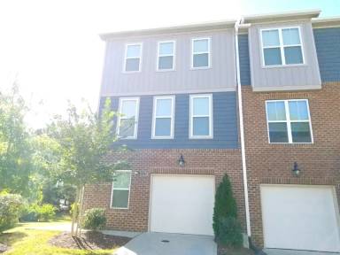 Main picture of 4129 Sykes St