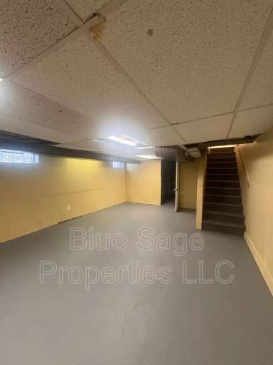 Main picture of 1024 Broad St