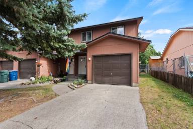 Main picture of 208 W 13th Ave
